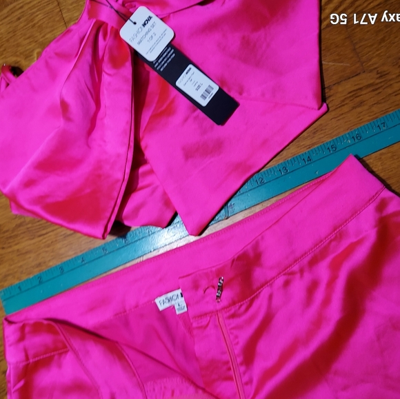 NWT Fashion Nova 2 piece Sienna Satin High Waist Wide leg Pant Bow Top Set 11/13 - Picture 4 of 15